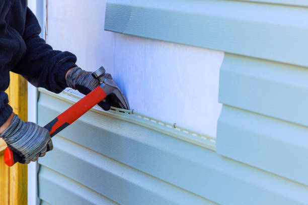 Reliable Emergency Siding Repair contractor in Spring Grove, IL by Creative Siding